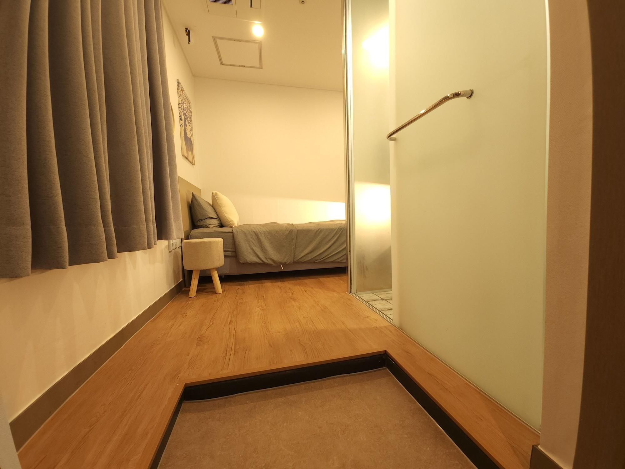 Oyo Hostel Myeongdong 2 Сеул Экстерьер фото